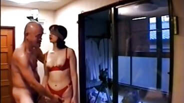 물총 아기 pussypounded 전에 얼굴의
