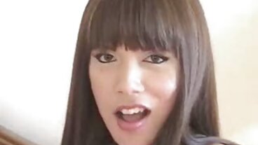 Squirtin' Beauty Adriana Chechick ATM과 거대한 장난감