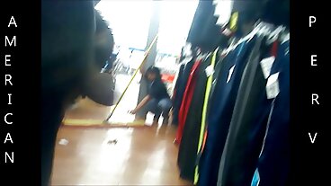 BangBros: Bella Rolland와 함께 PornHD에서 뺨을 맞는 도둑